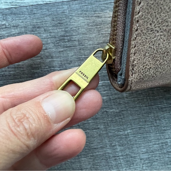 Fossil Emma RFID Mini Multi Wallet Rose Gold-Tone One Size - Picture 5 of 13
